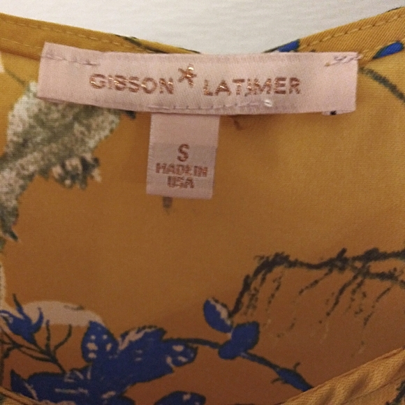 Gibson + Latimer Boho Floral Cold Shoulder Top - Picture 3 of 6